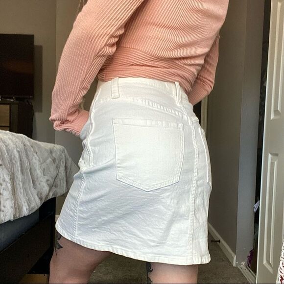 Madewell (25) White Denim Button Down Skirt - Picture 3 of 9